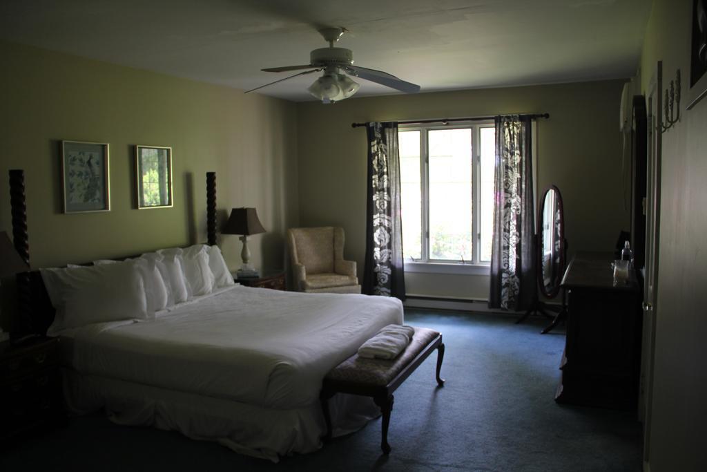 Water Gap Country Club And Resort Hotel
