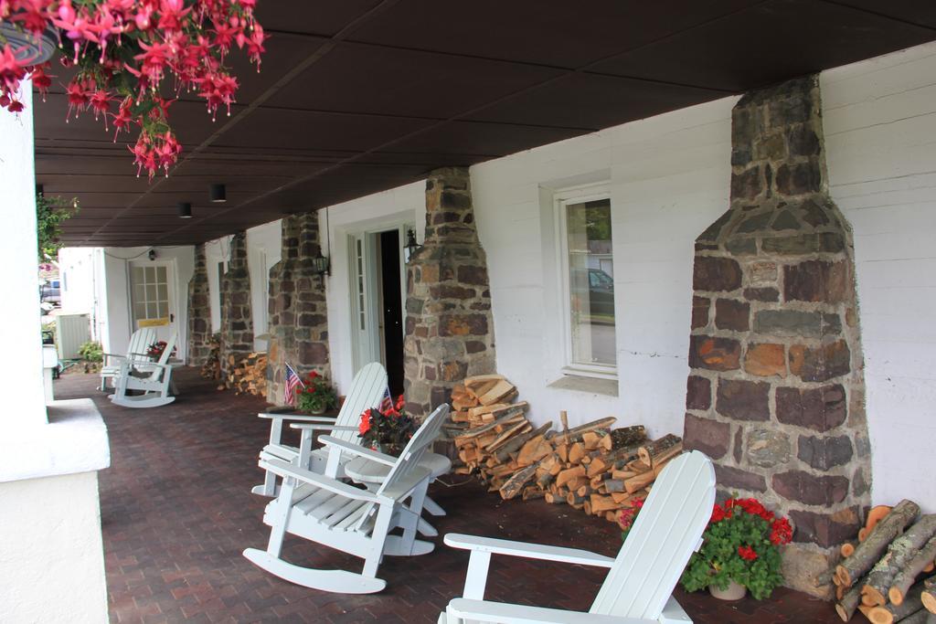 Water Gap Country Club And Resort