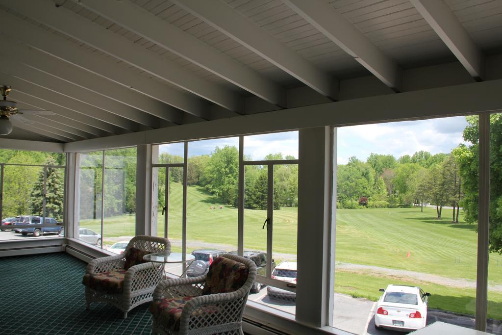 Water Gap Country Club And Resort Hotel 4*