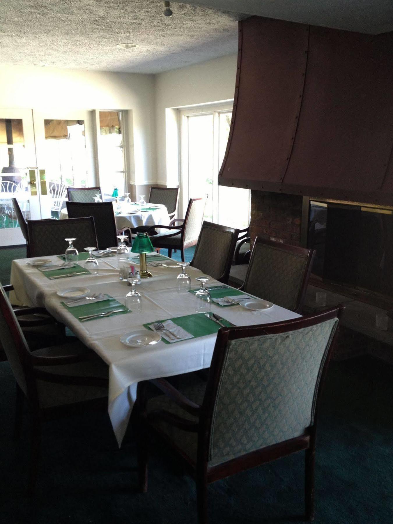 Water Gap Country Club And Resort Hotel 4*